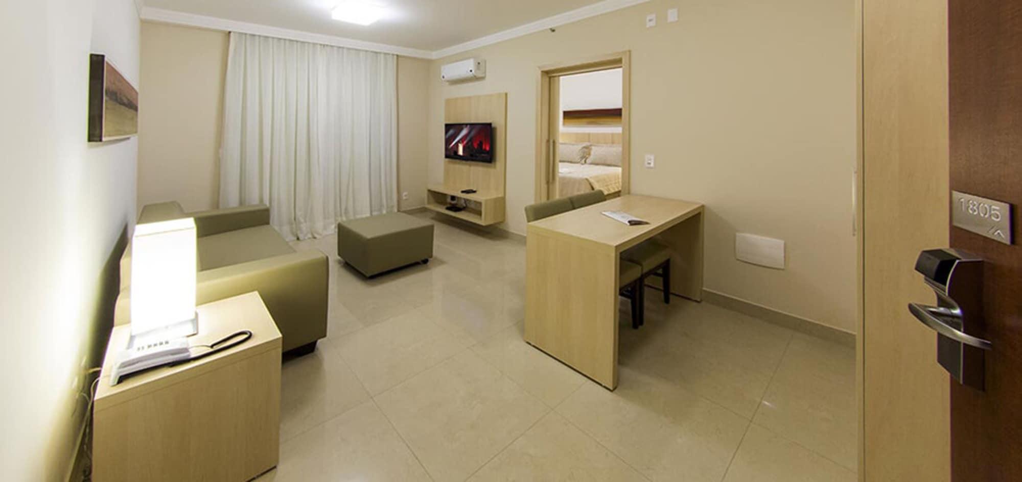 Hotel Mont Blanc Premium Ribeirão Preto Eksteriør bilde A typical hotel room