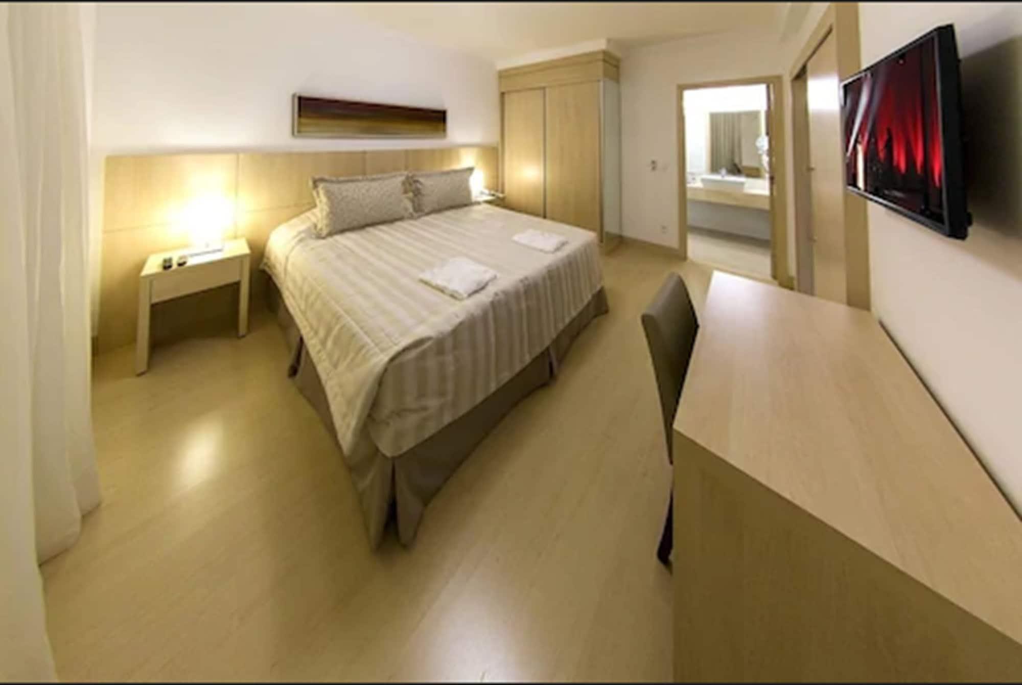 Hotel Mont Blanc Premium Ribeirão Preto Eksteriør bilde A room at the hotel