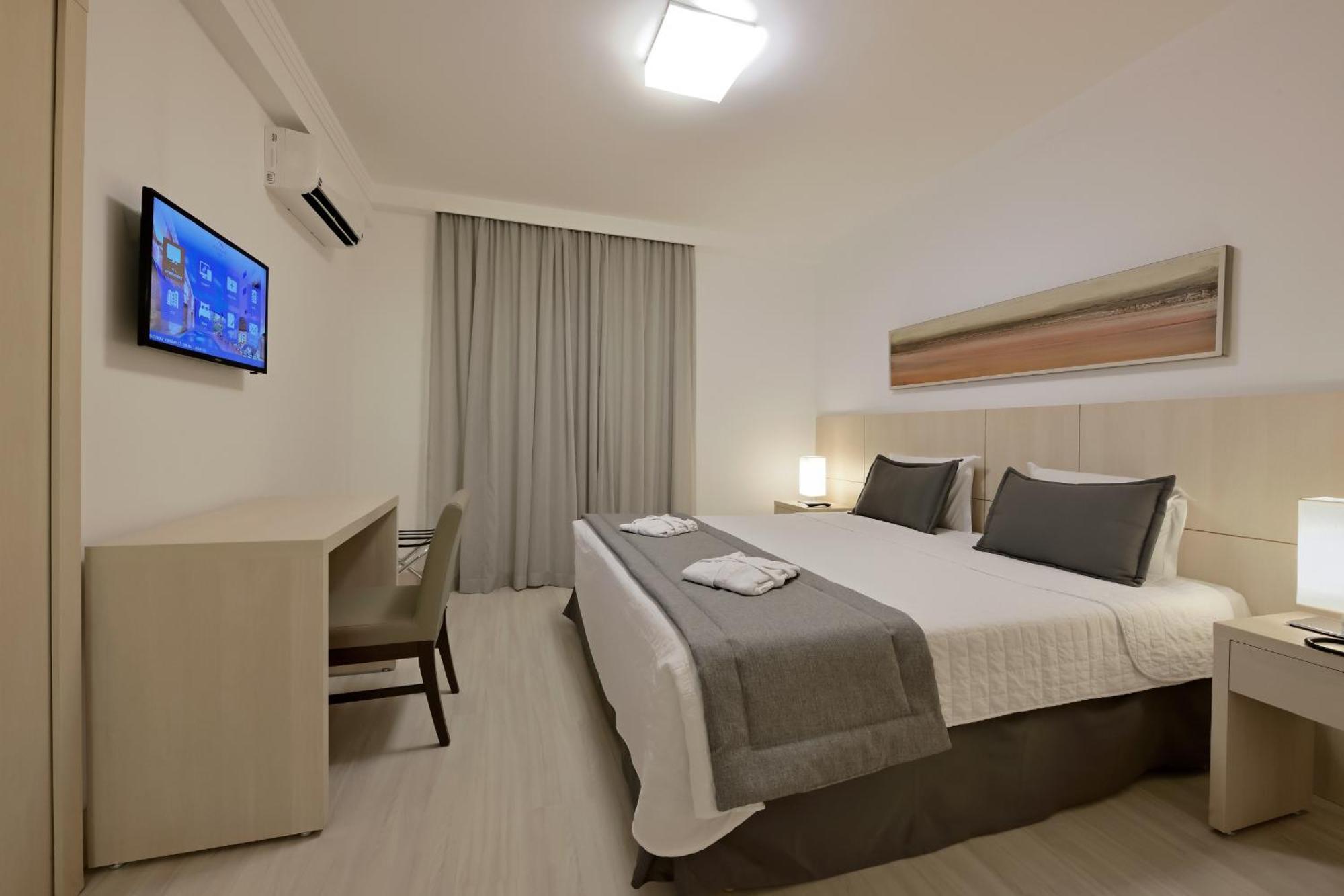 Hotel Mont Blanc Premium Ribeirão Preto Rom bilde A room at the hotel